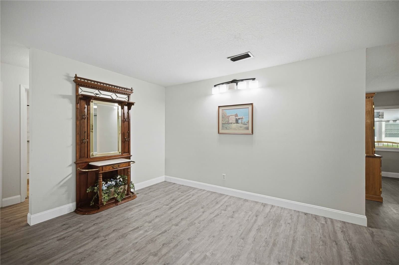 Photo 5 of 8891 96TH