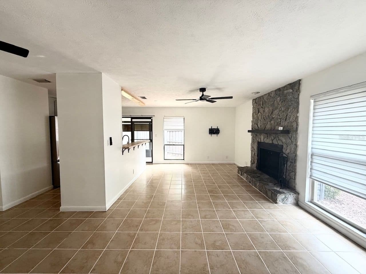 Photo 4 of 1819 29TH