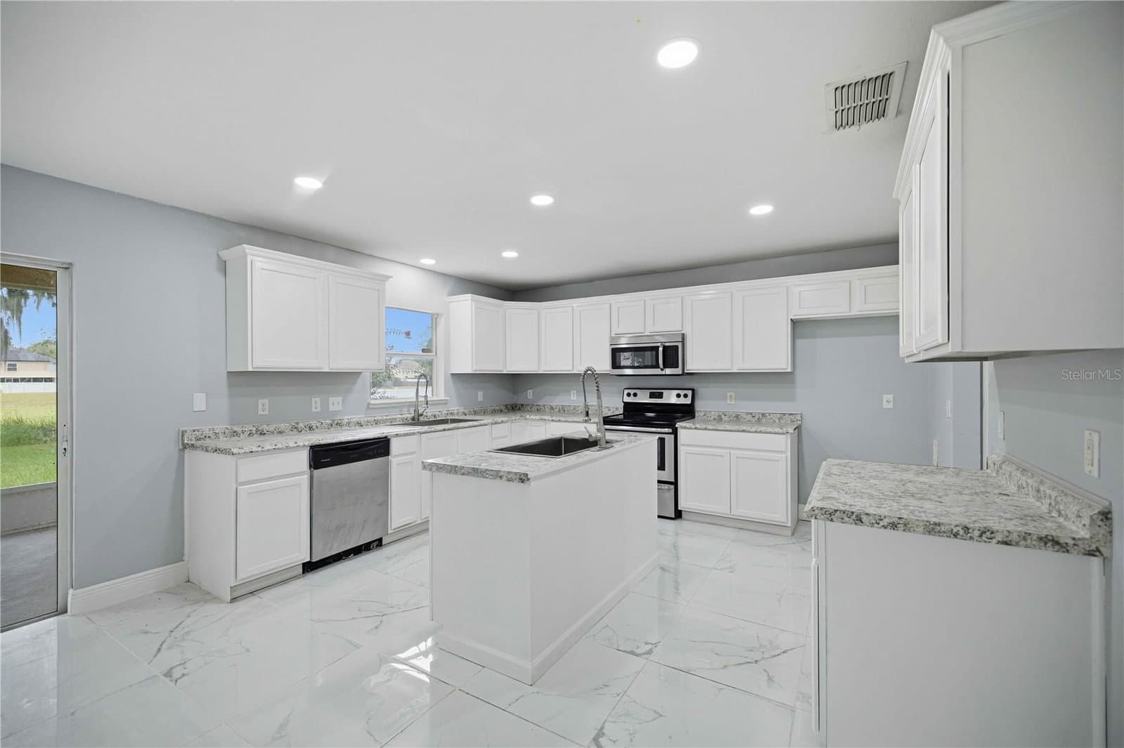 Photo 5 of 4517 31ST