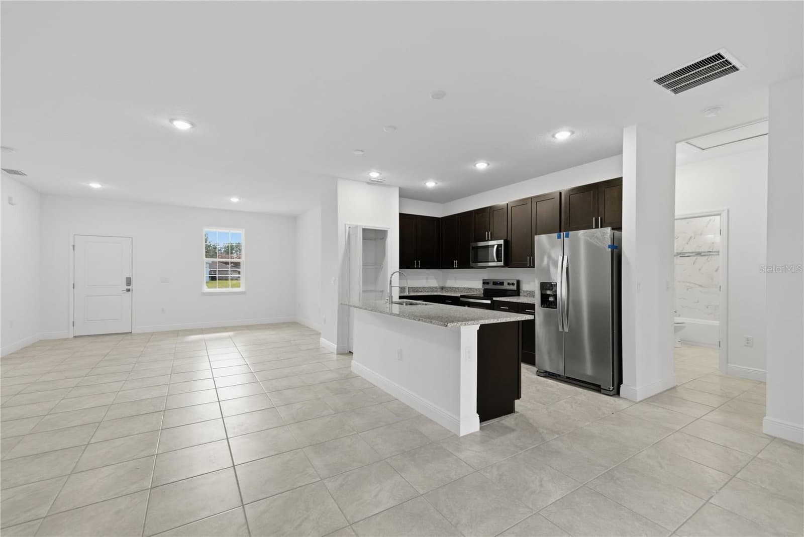 Photo 4 of 15322 50TH COURT