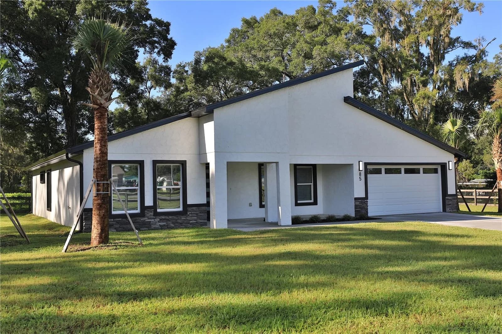 85 77TH Court