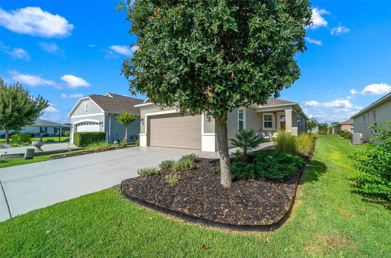 Photo 4 of 7660 87TH Avenue