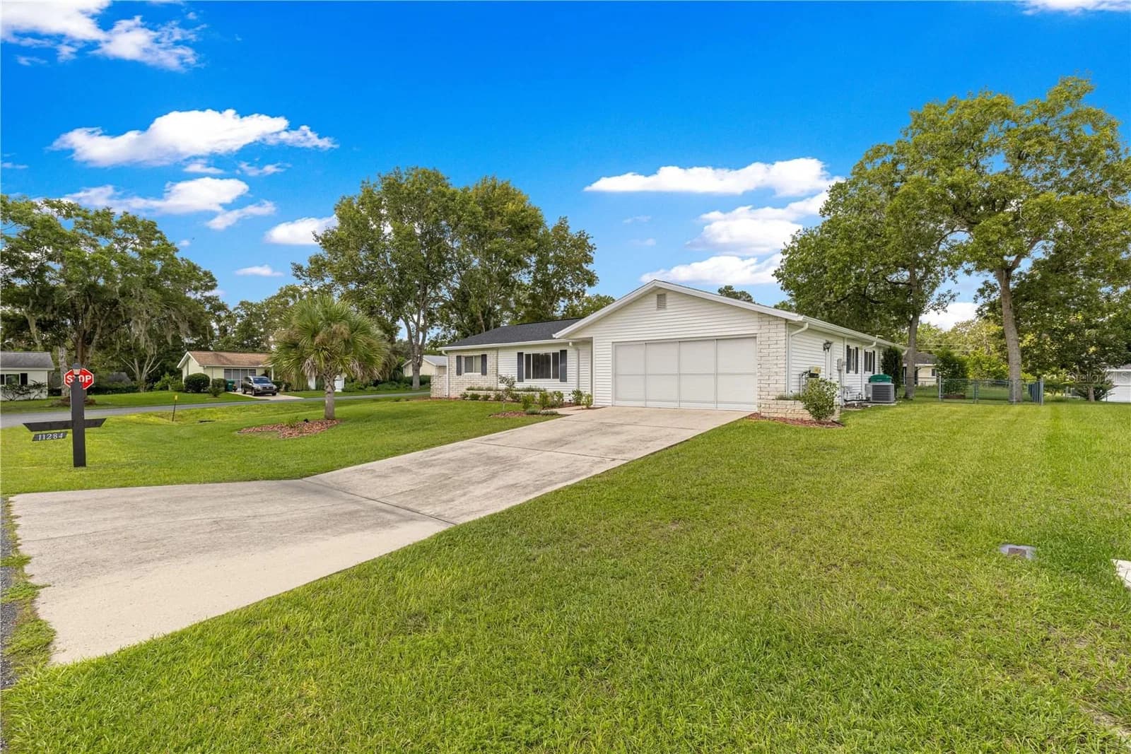 Photo 4 of 11284 79TH Avenue