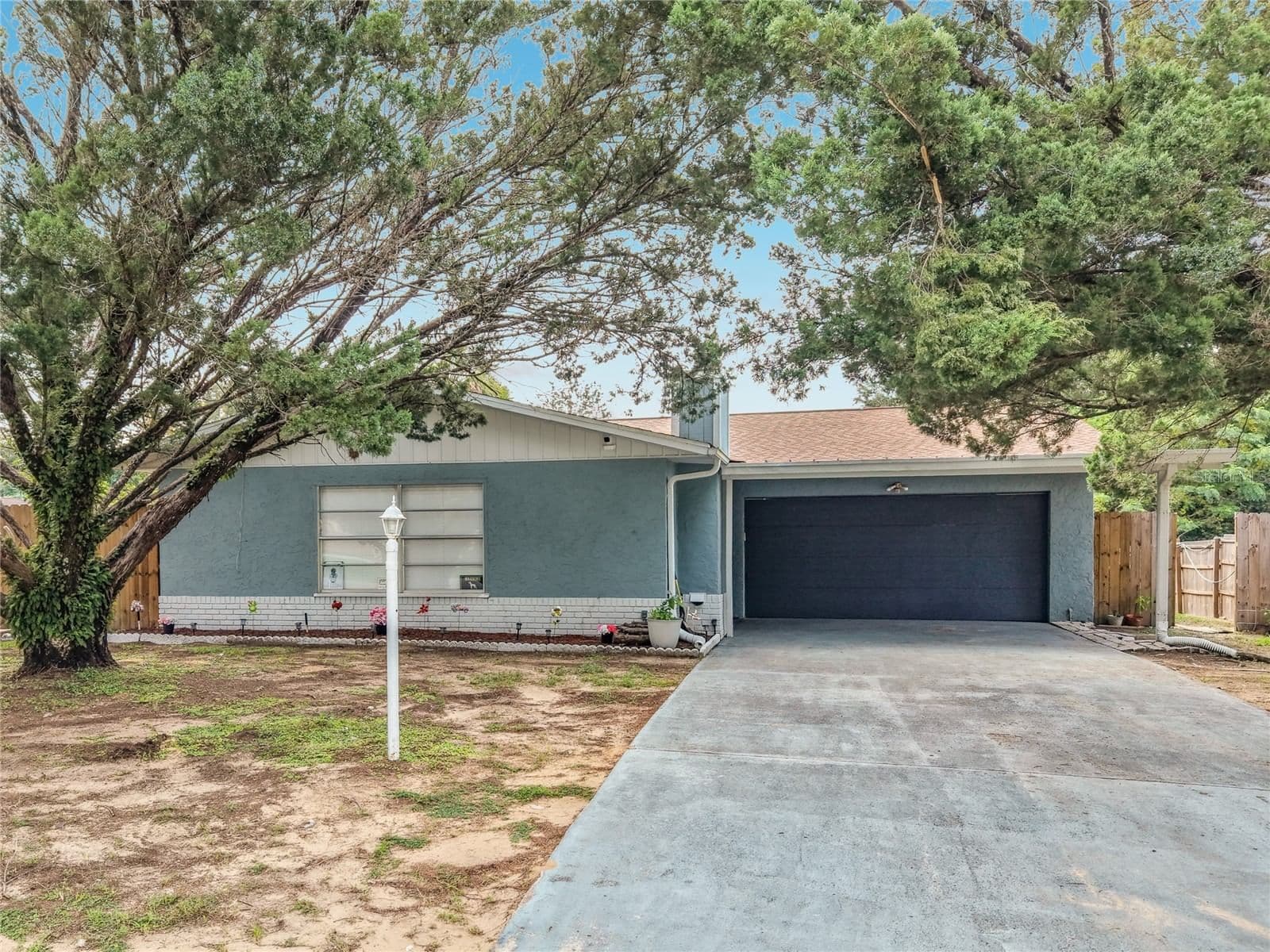 510 SAPPHIRE Lane