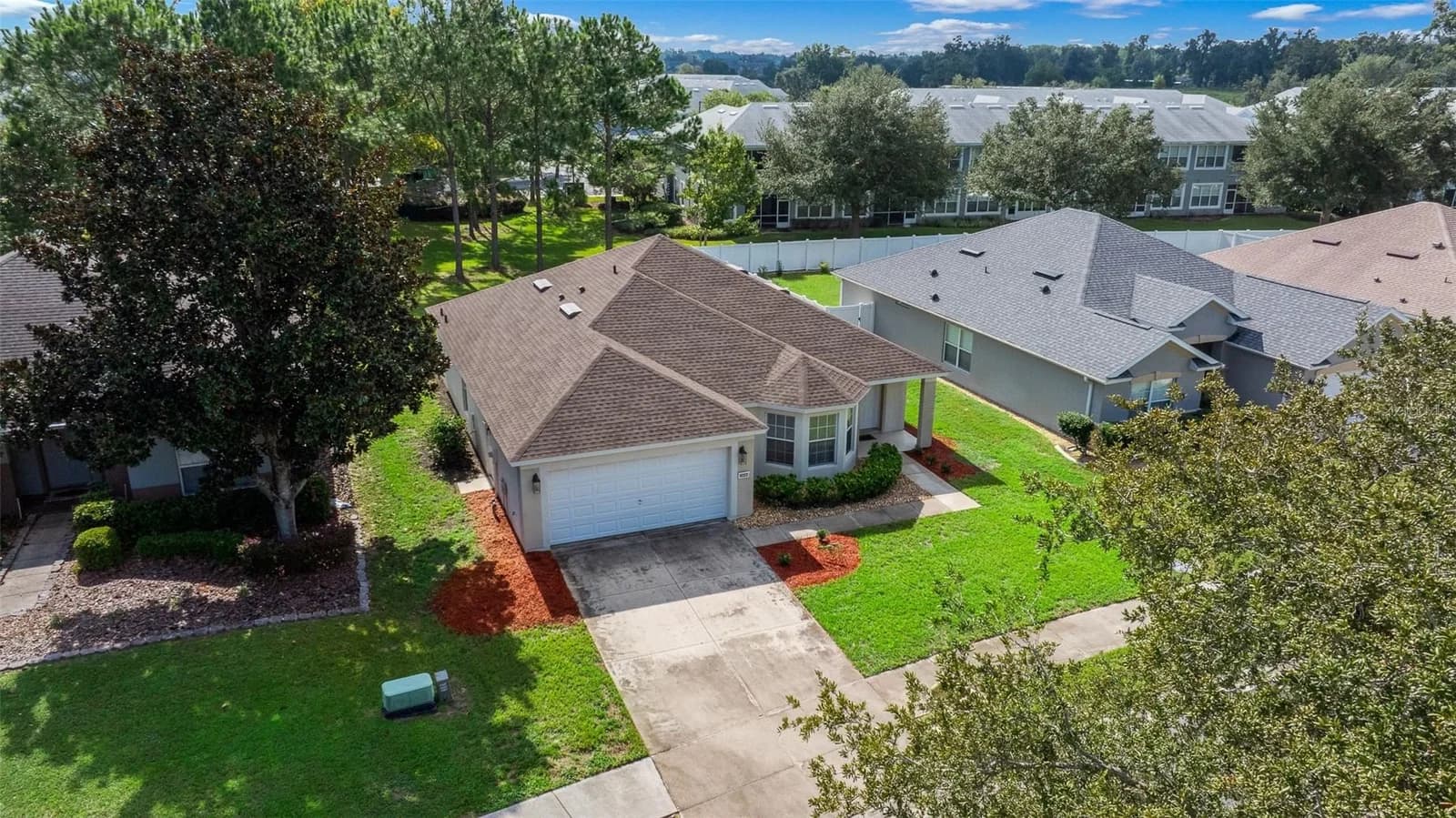 4223 53 CIRCLE