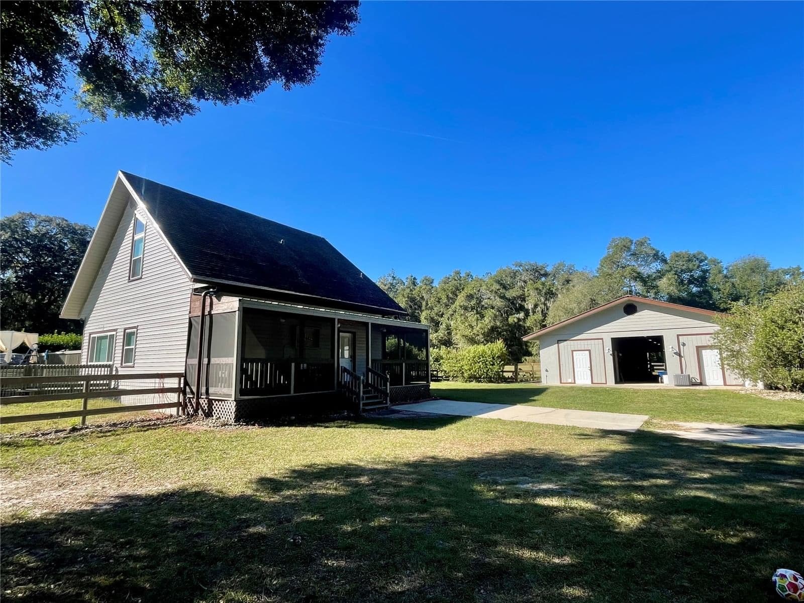 22 WINTERGREEN Way