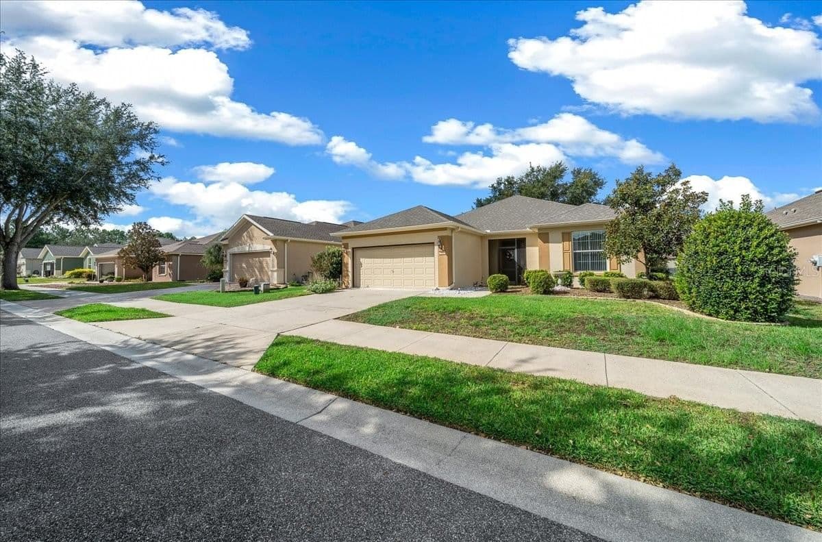 6914 94TH Court