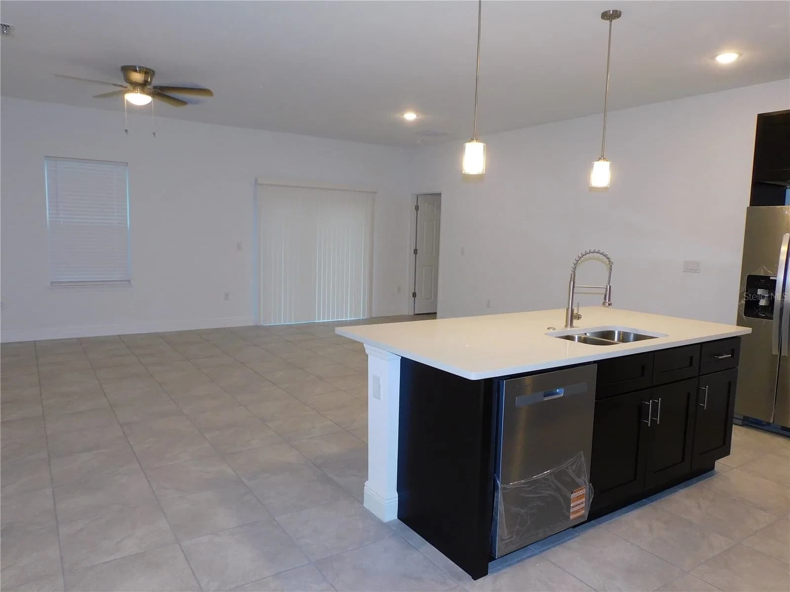 Photo 4 of 14948 28TH TERRACE Road