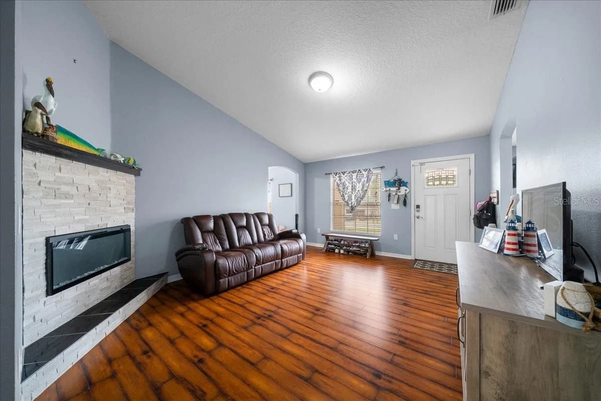 Photo 5 of 7795 131ST Lane