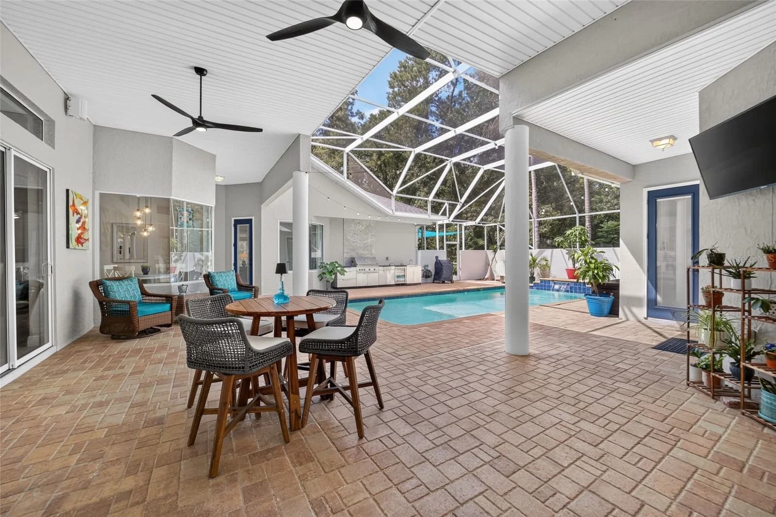 Photo 4 of 508 42ND Street