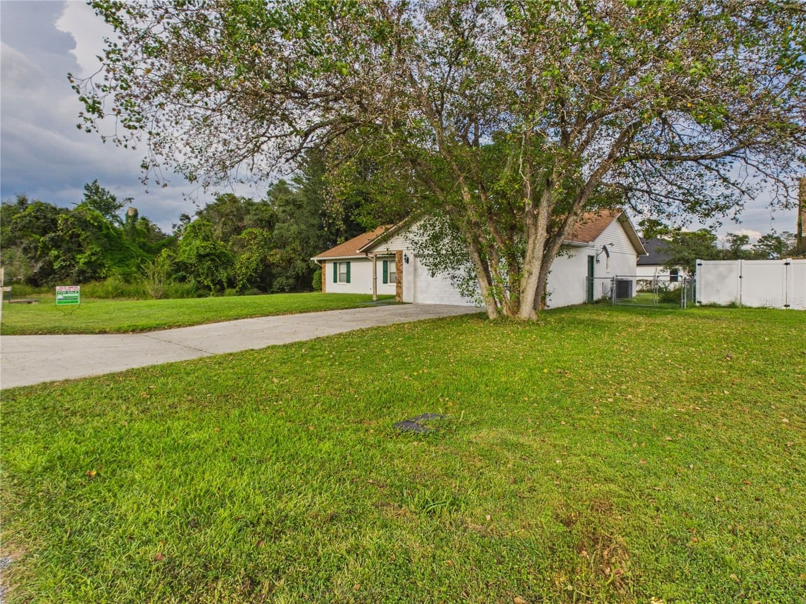 Photo 5 of 13718 40TH Circle