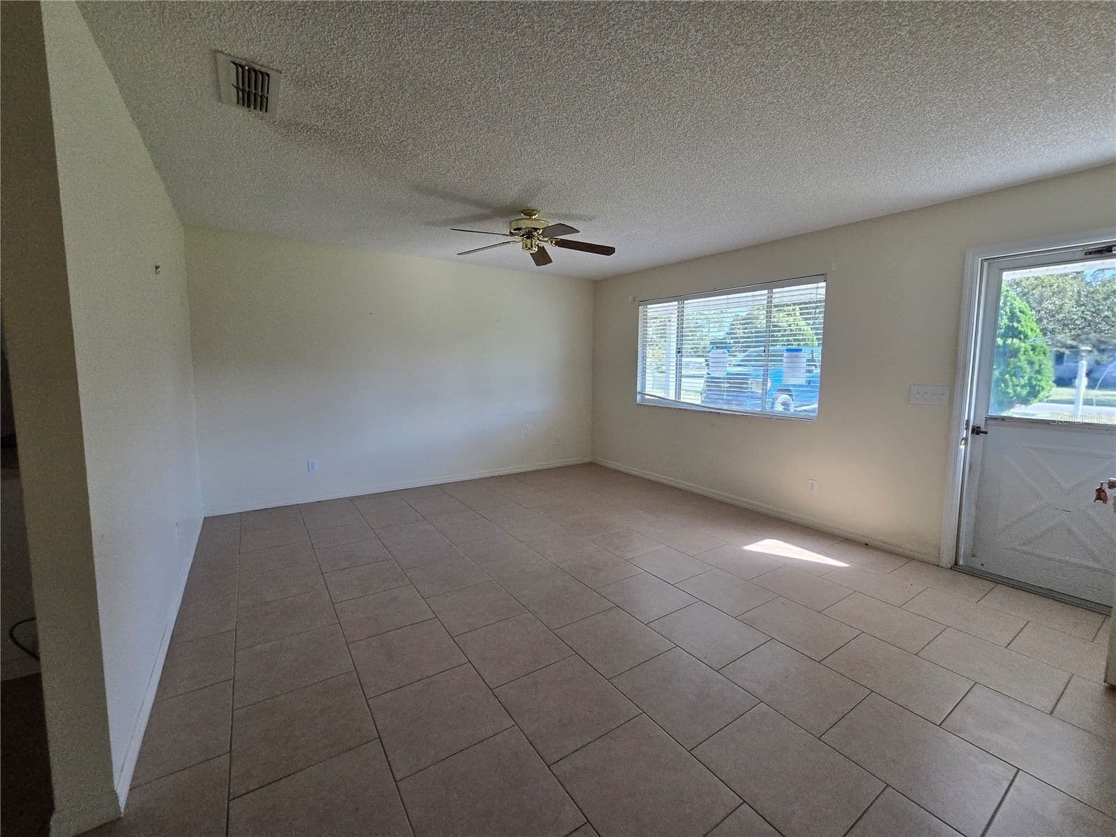 Photo 4 of 6043 63RD Street