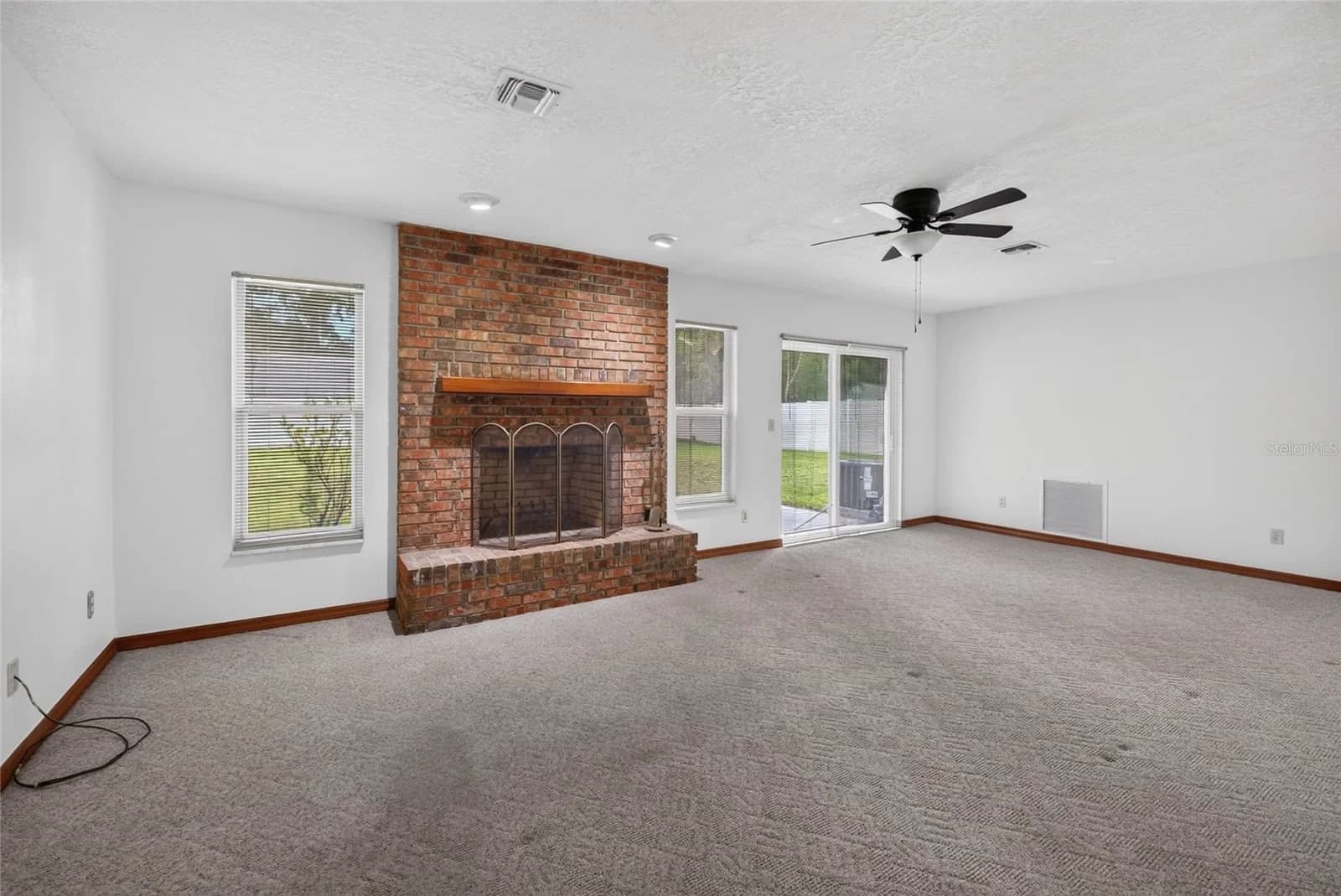 Photo 5 of 3745 18TH Avenue