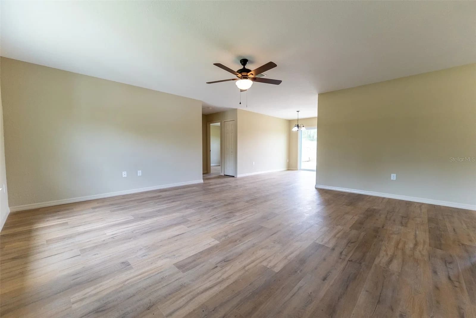 5832 58 Terrace