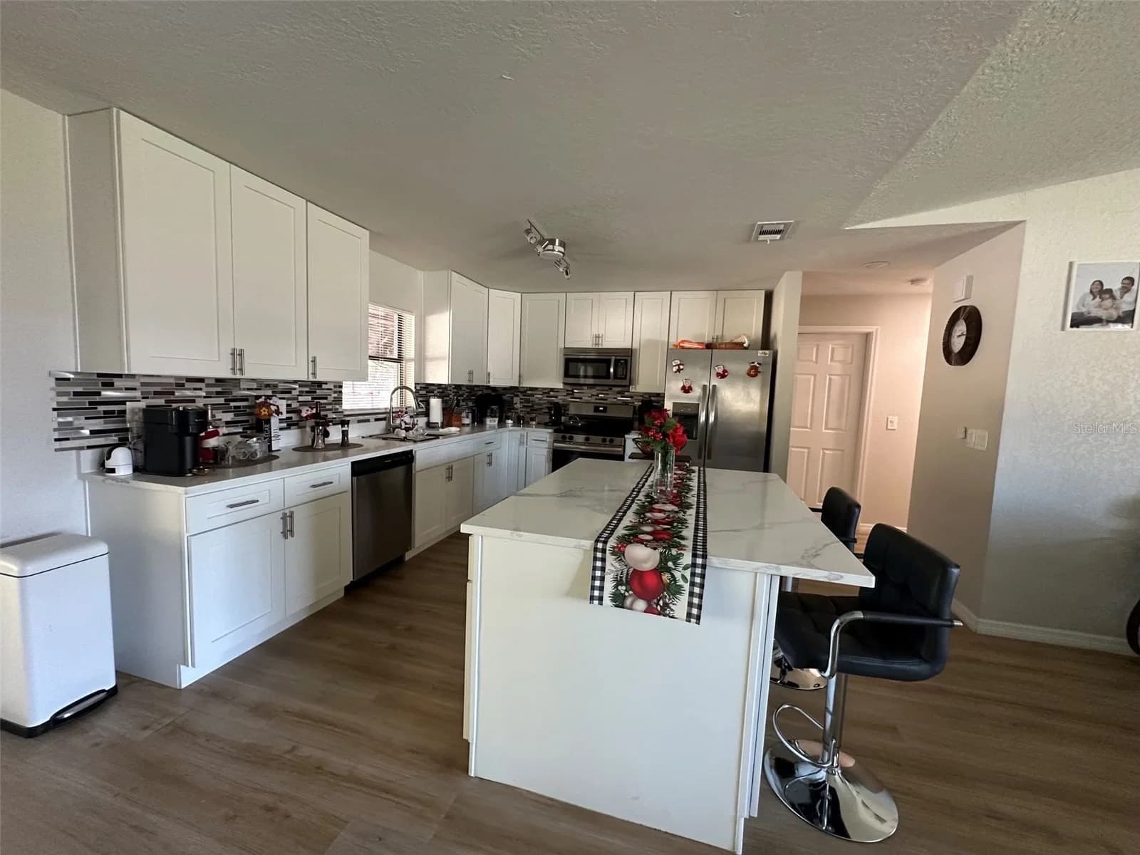 Photo 4 of 6525 138TH Terrace