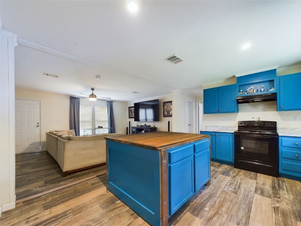 Photo 4 of 6714 61ST