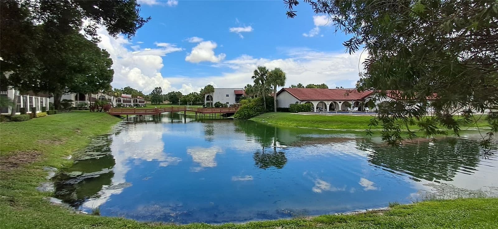 Photo 4 of 7201 COUNTRY CLUB
