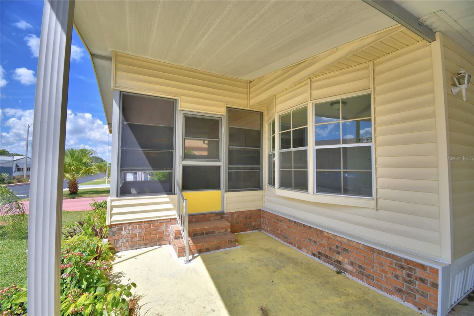 Photo 4 of 4127 SPRUCEWOOD