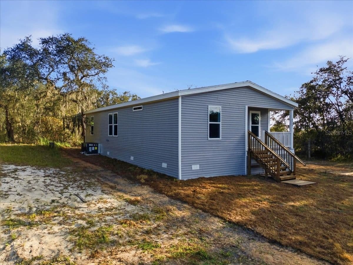Photo 5 of 8400 BREEZE HILL