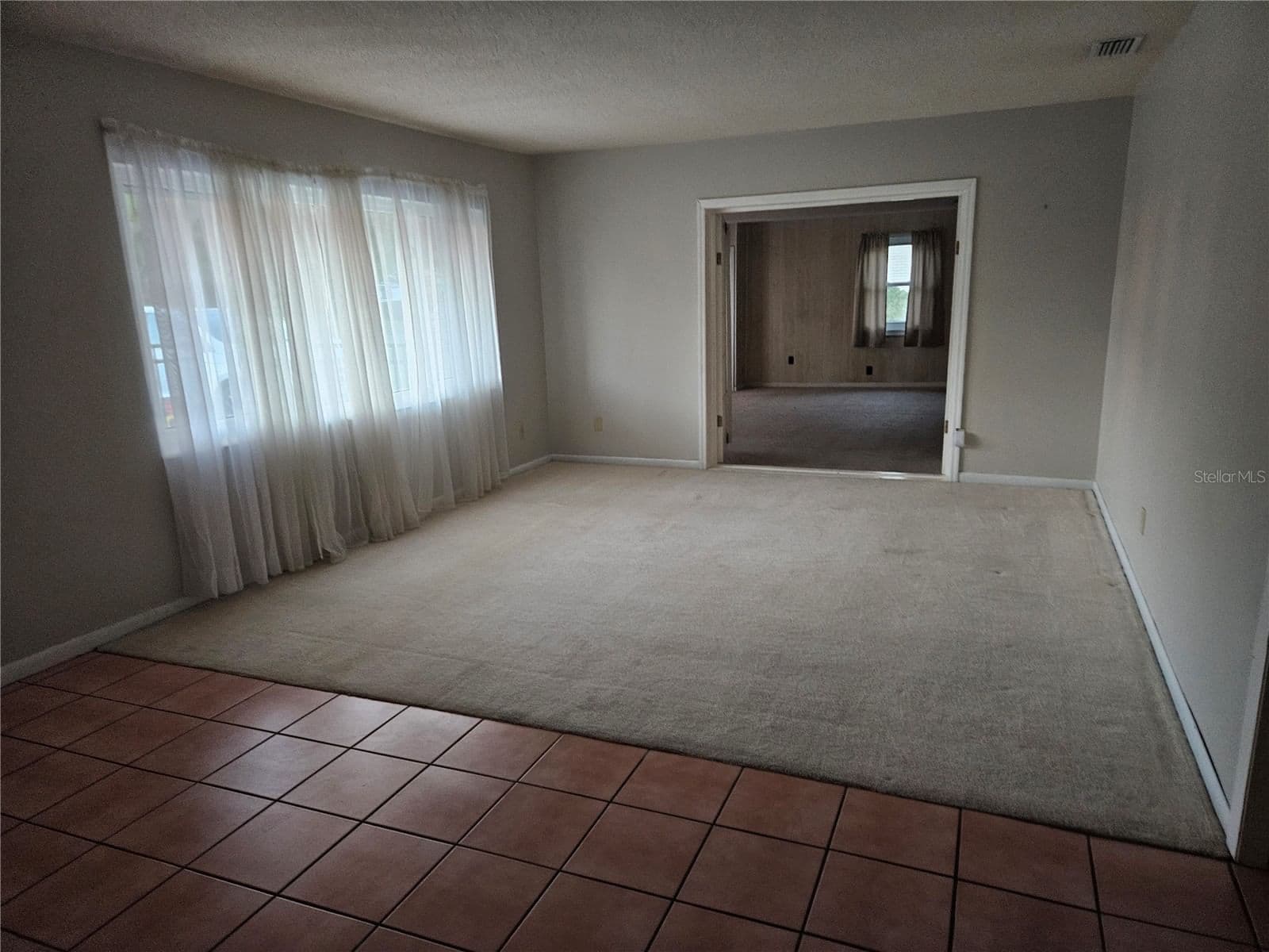 Photo 5 of 1212 BLAKE AVE