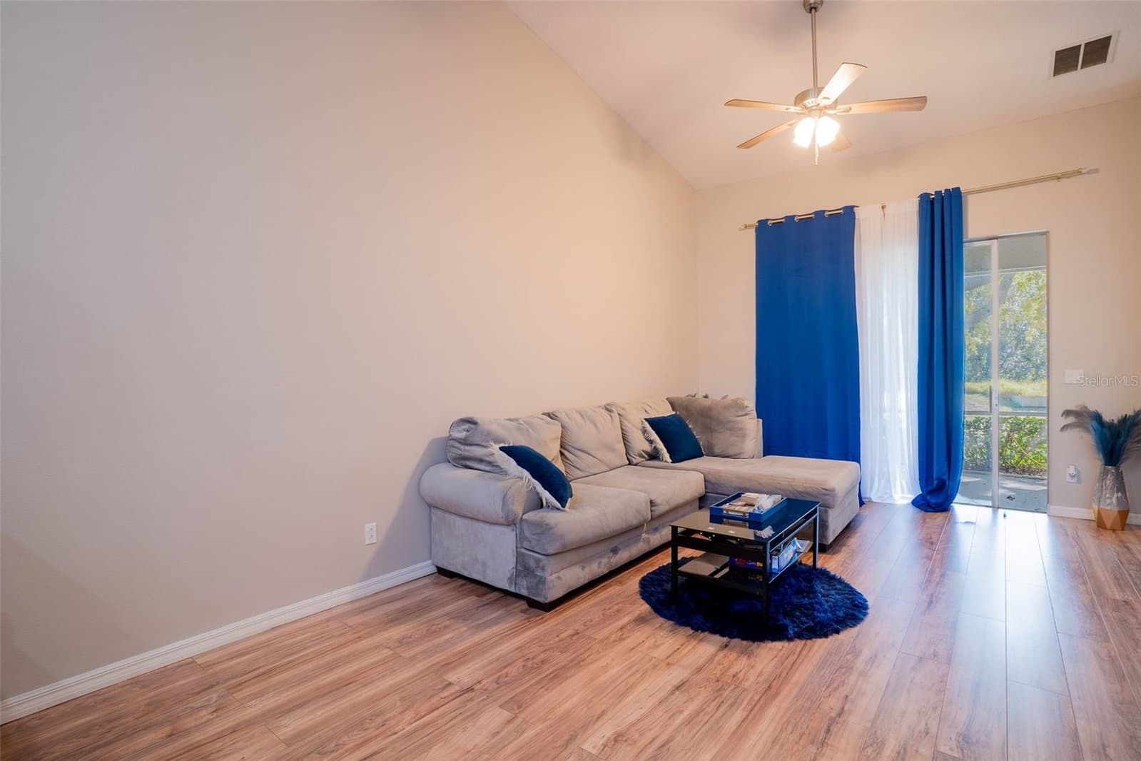 2739 RUTLEDGE