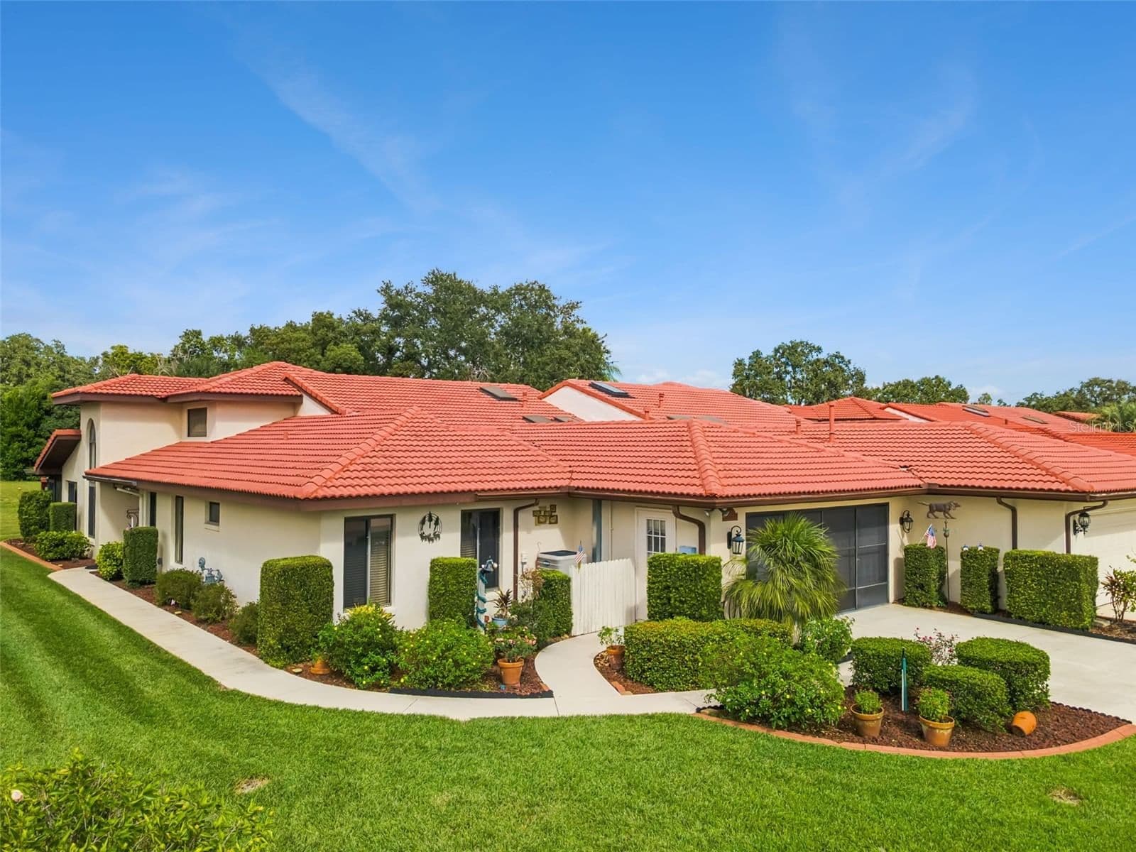 2697 CLUBHOUSE