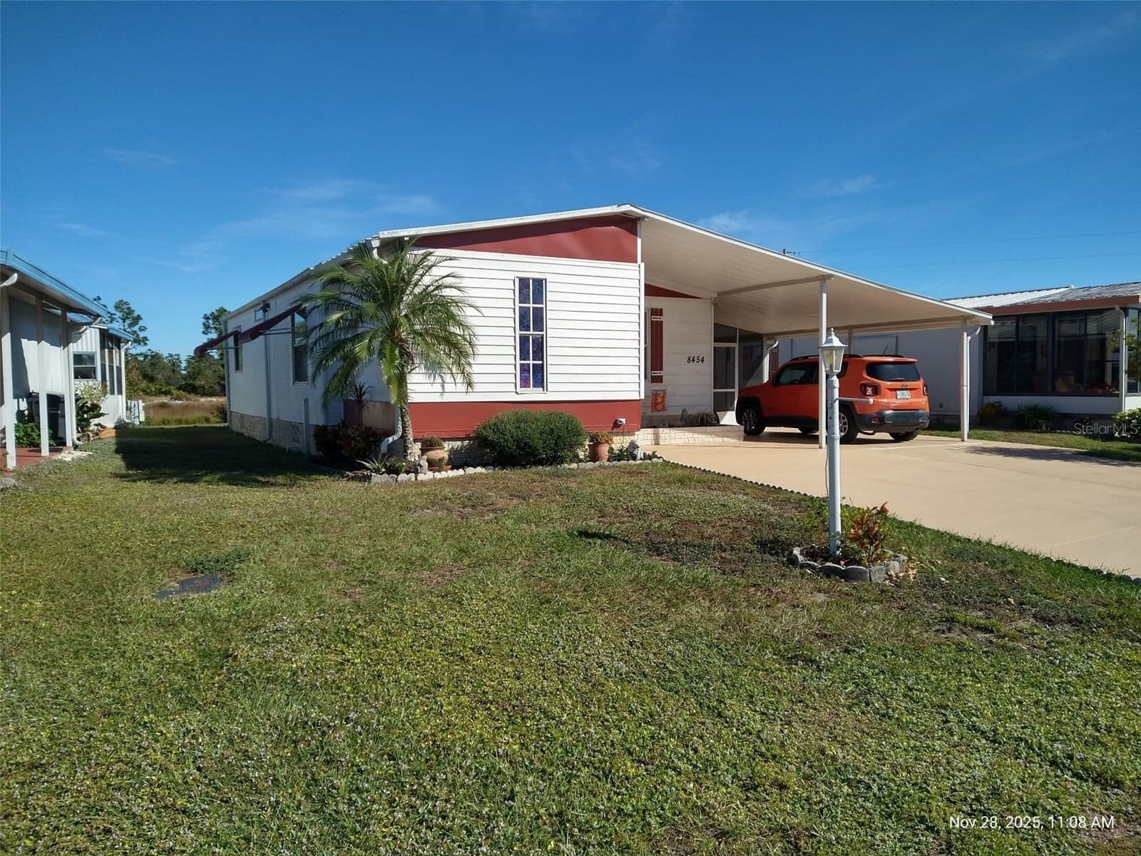 8454 BREEZE HILL