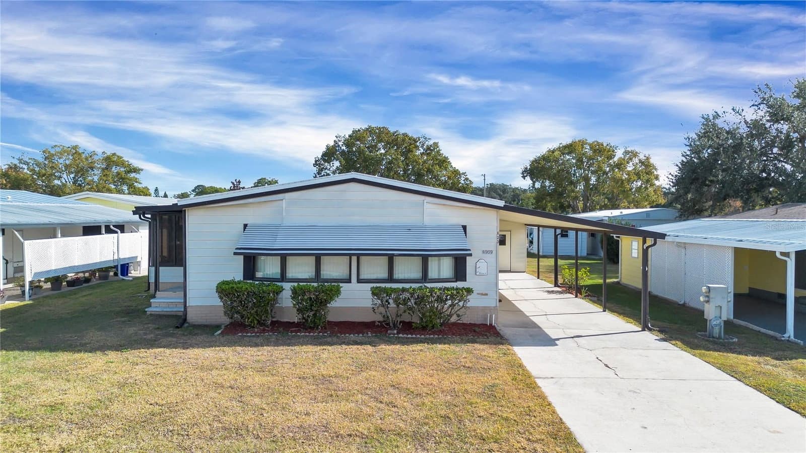 4969 FOXWOOD LAKE