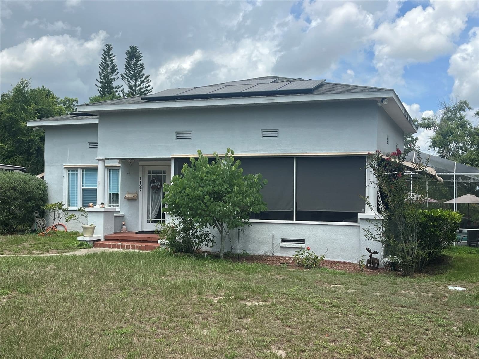 1127 LAKESHORE