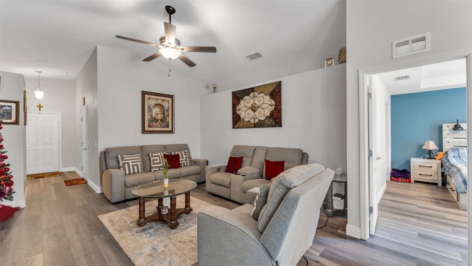 302 BROOKSHIRE