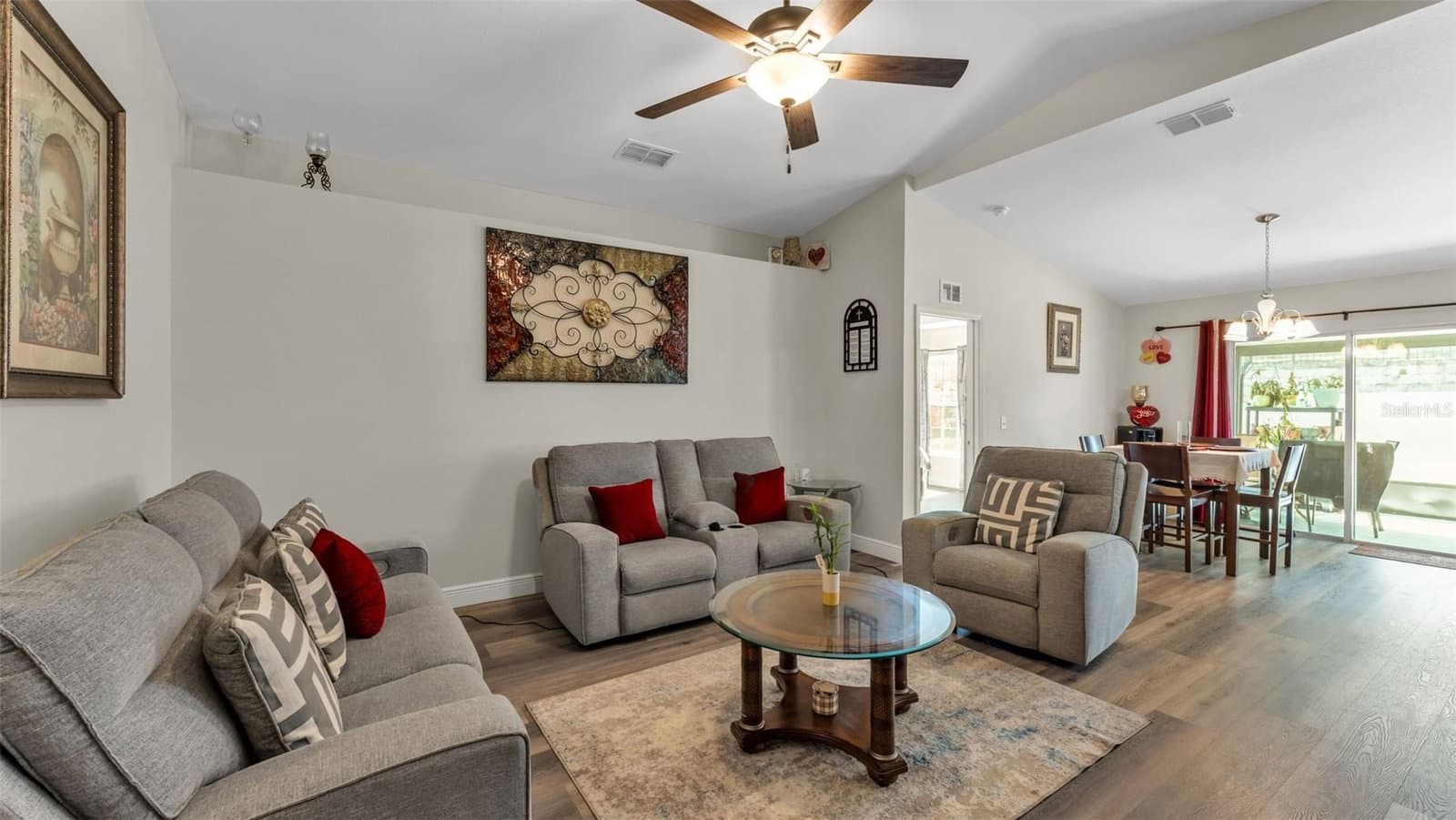 302 BROOKSHIRE