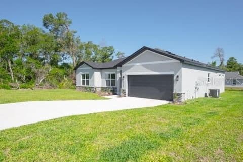 Photo 4 of 604 MARION OAKS