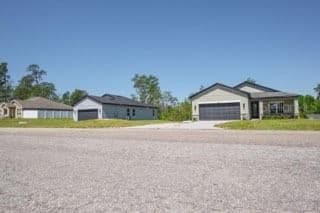 602 MARION OAKS