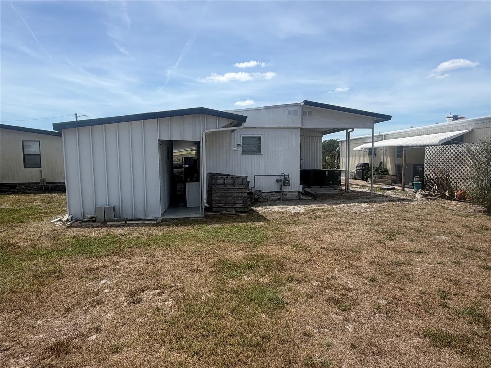 Photo 5 of 3020 SEGO