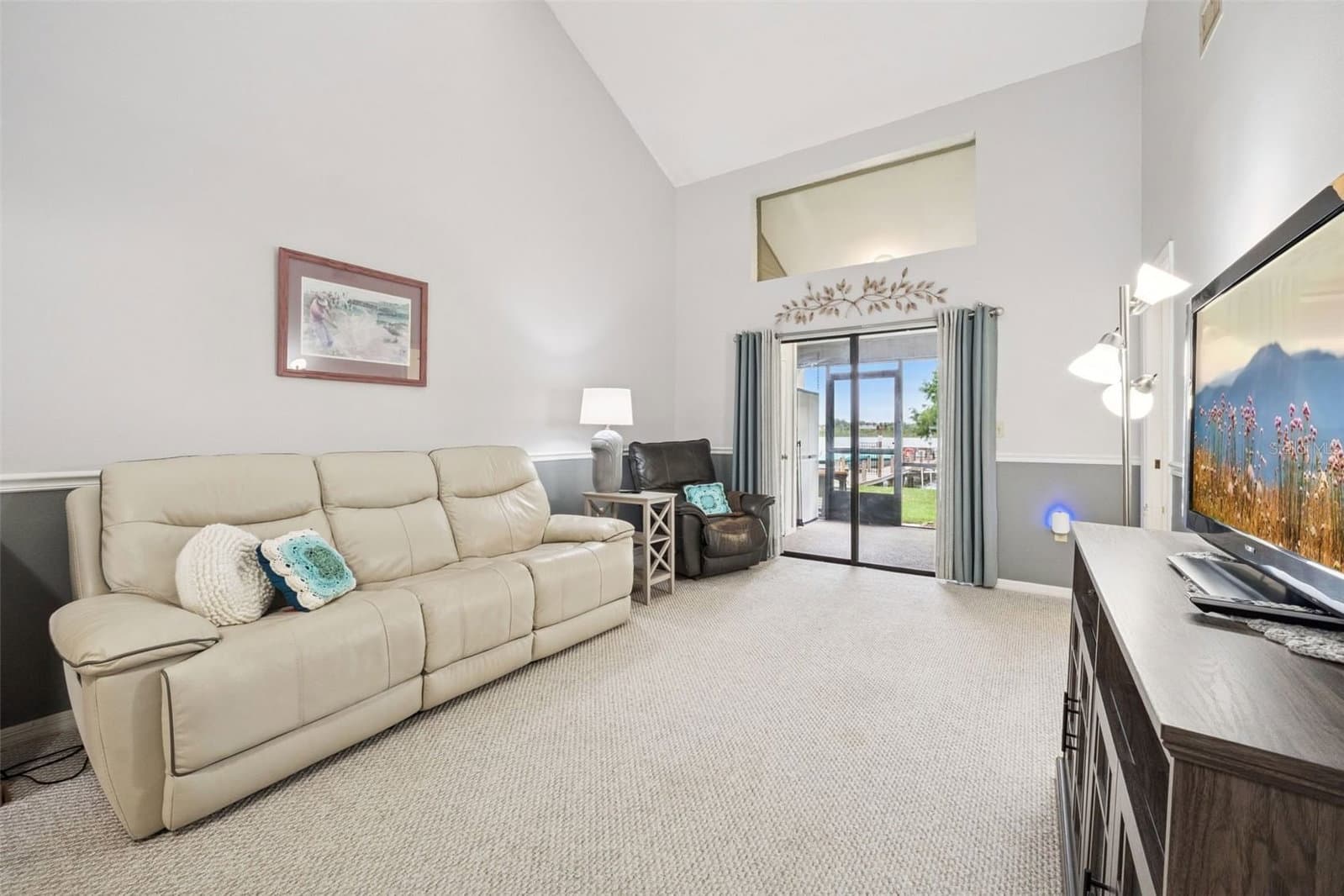 2600 LUCERNE PARK
