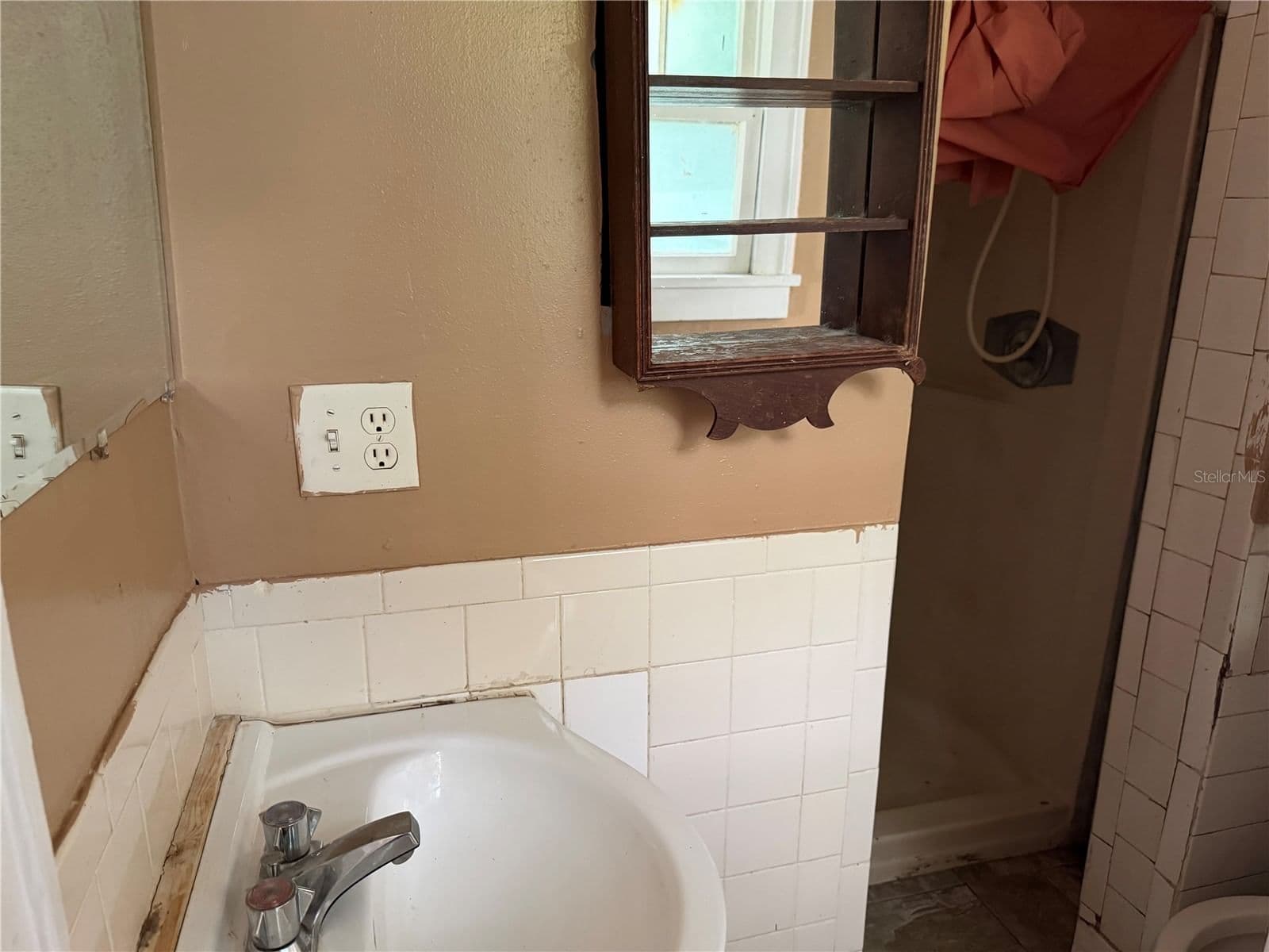 Photo 5 of 444 AVENUE B