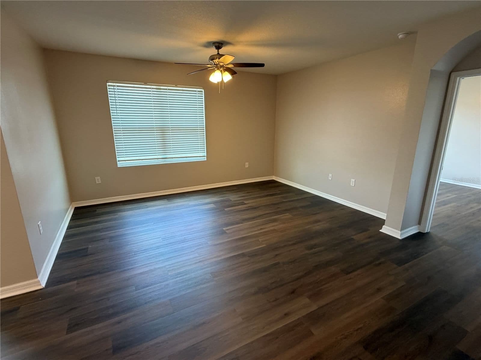 Photo 4 of 2822 44TH