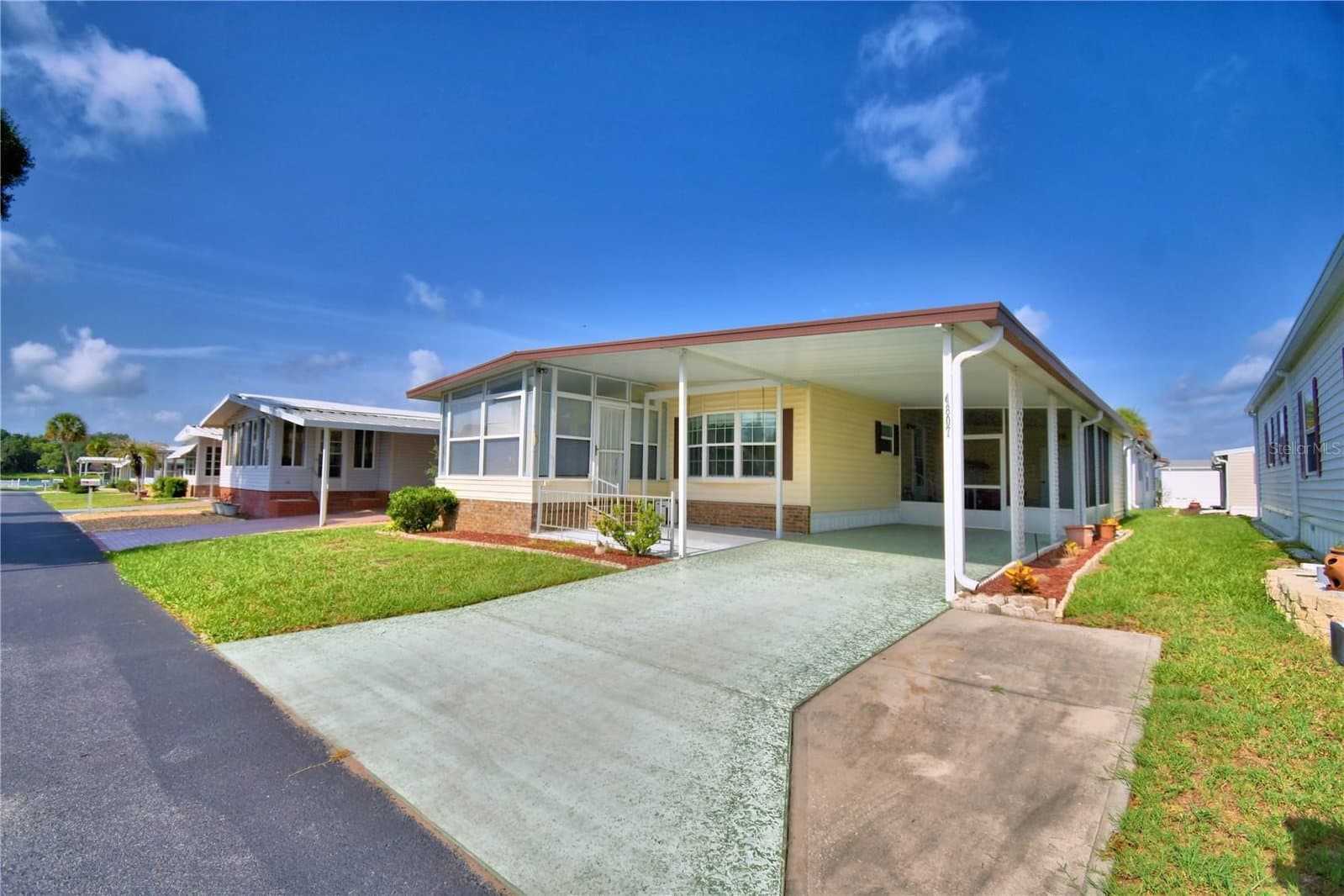 4807 PLUMWOOD
