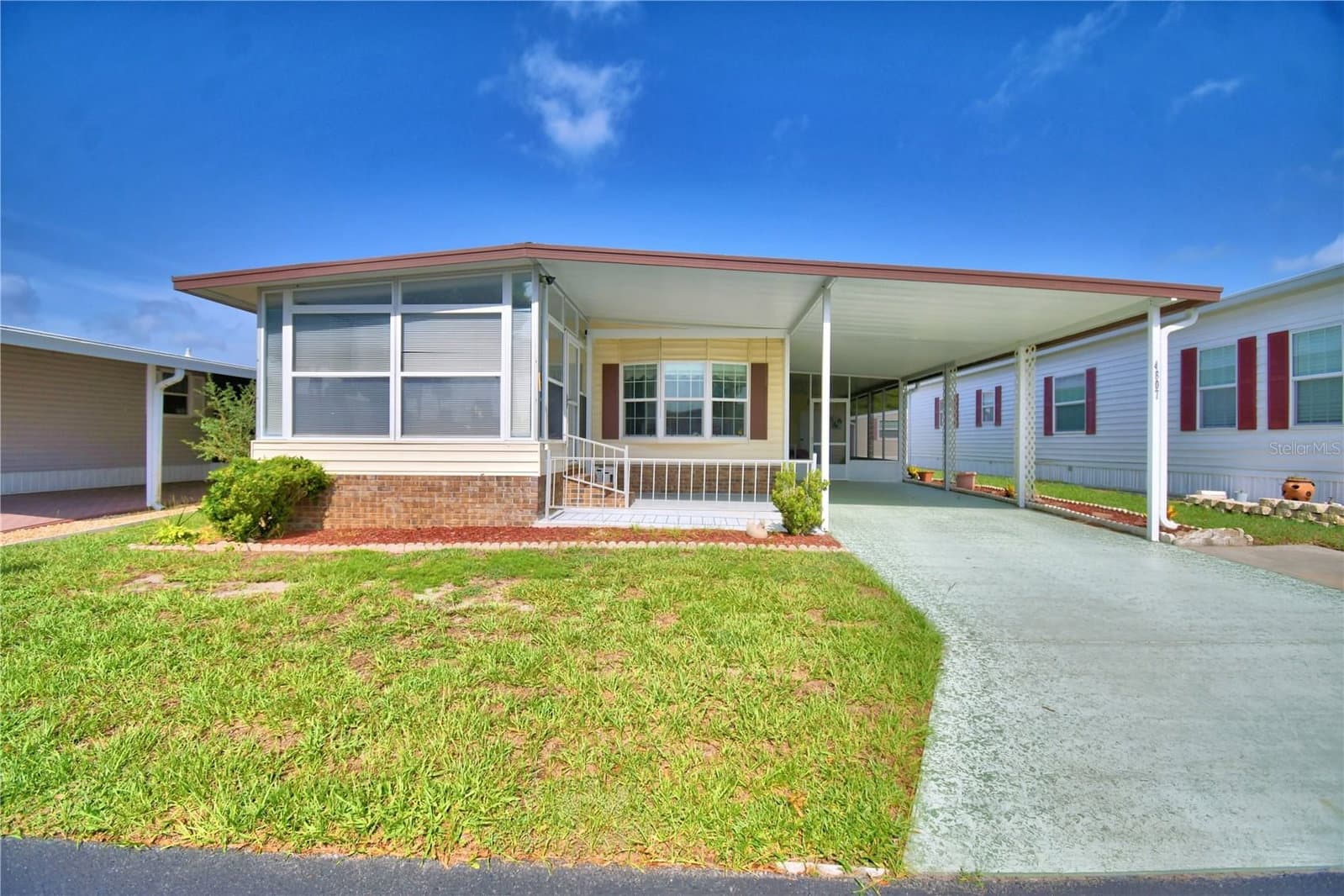 4807 PLUMWOOD