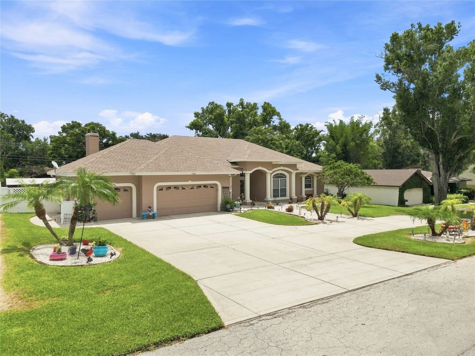5008 LAKEVIEW