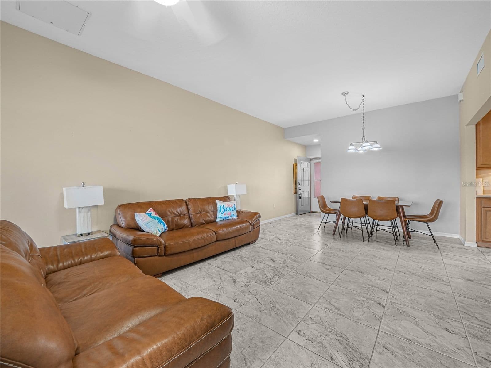 Photo 5 of 1102 ASHTON PALMS