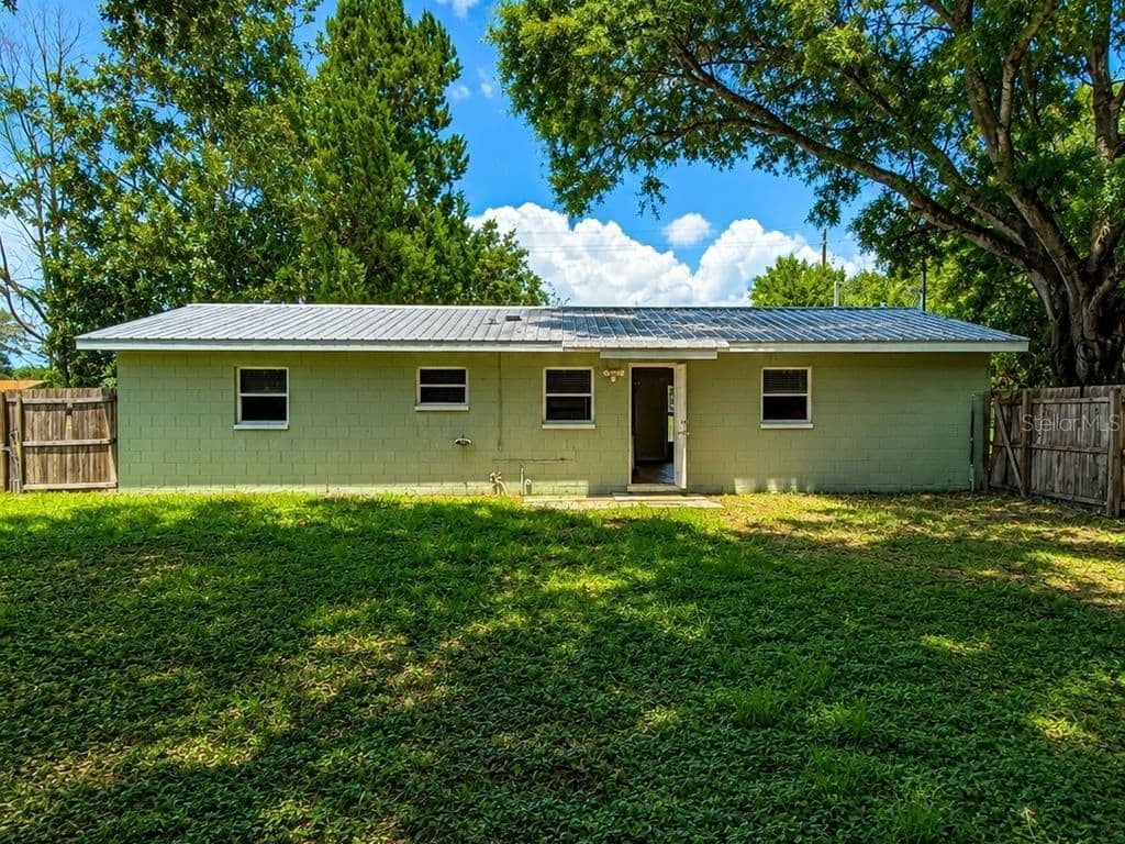 516 TANGLEWOOD