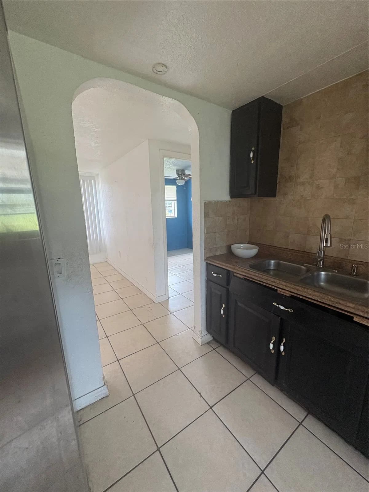 Photo 5 of 1619 TANGELO Street