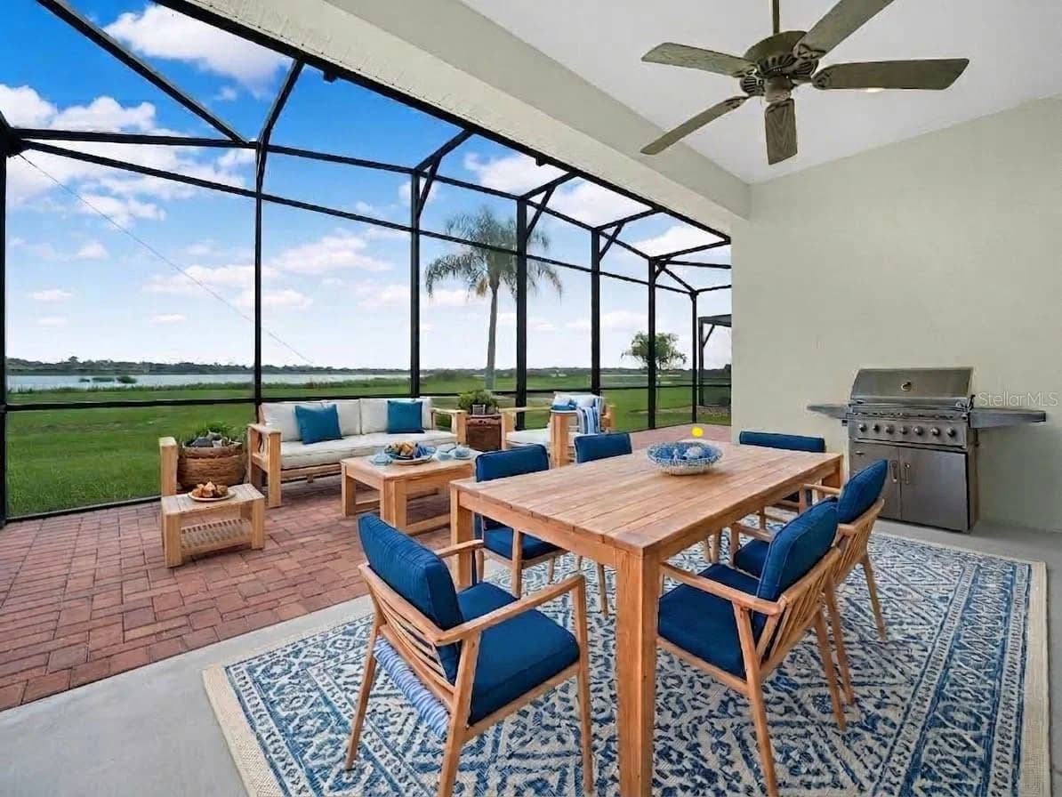 Photo 4 of 6136 PEBBLE BEACH Boulevard