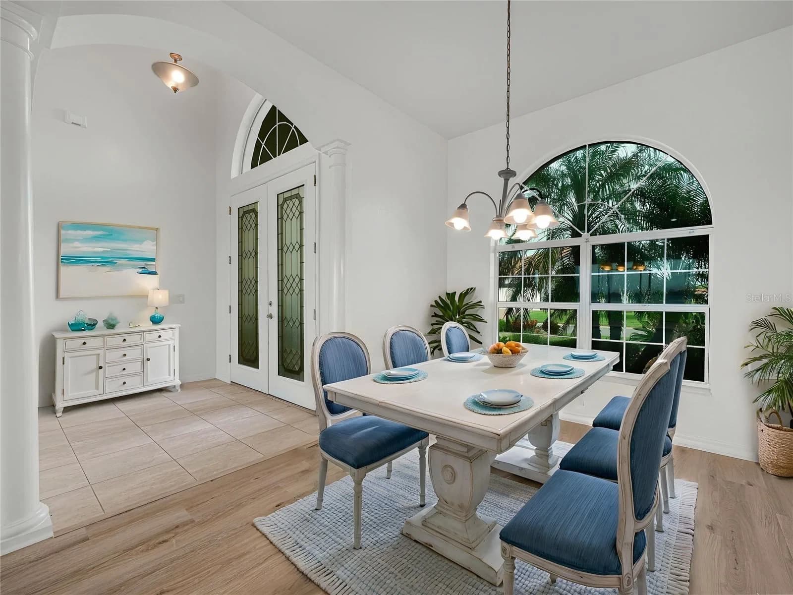 Photo 5 of 6136 PEBBLE BEACH Boulevard