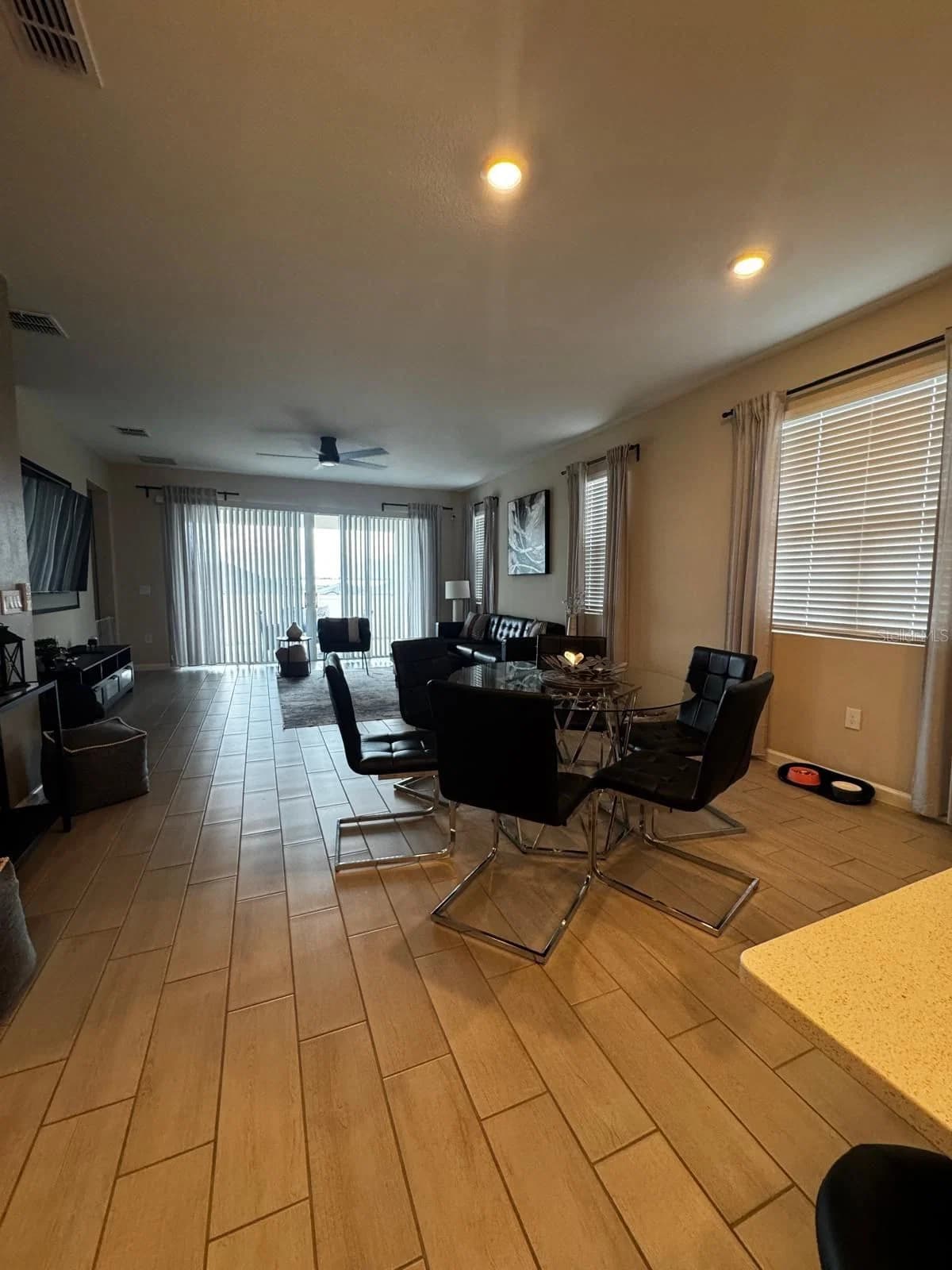 Photo 4 of 862 BALLANTYNE Drive