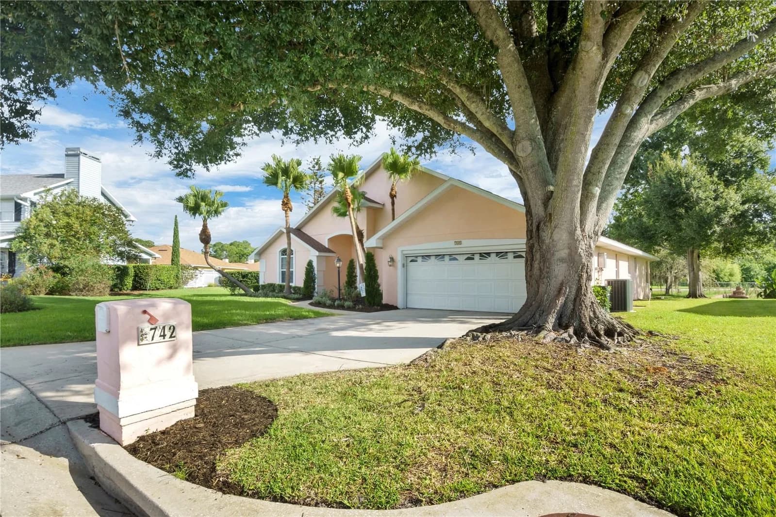 742 SANTA MARIA Drive