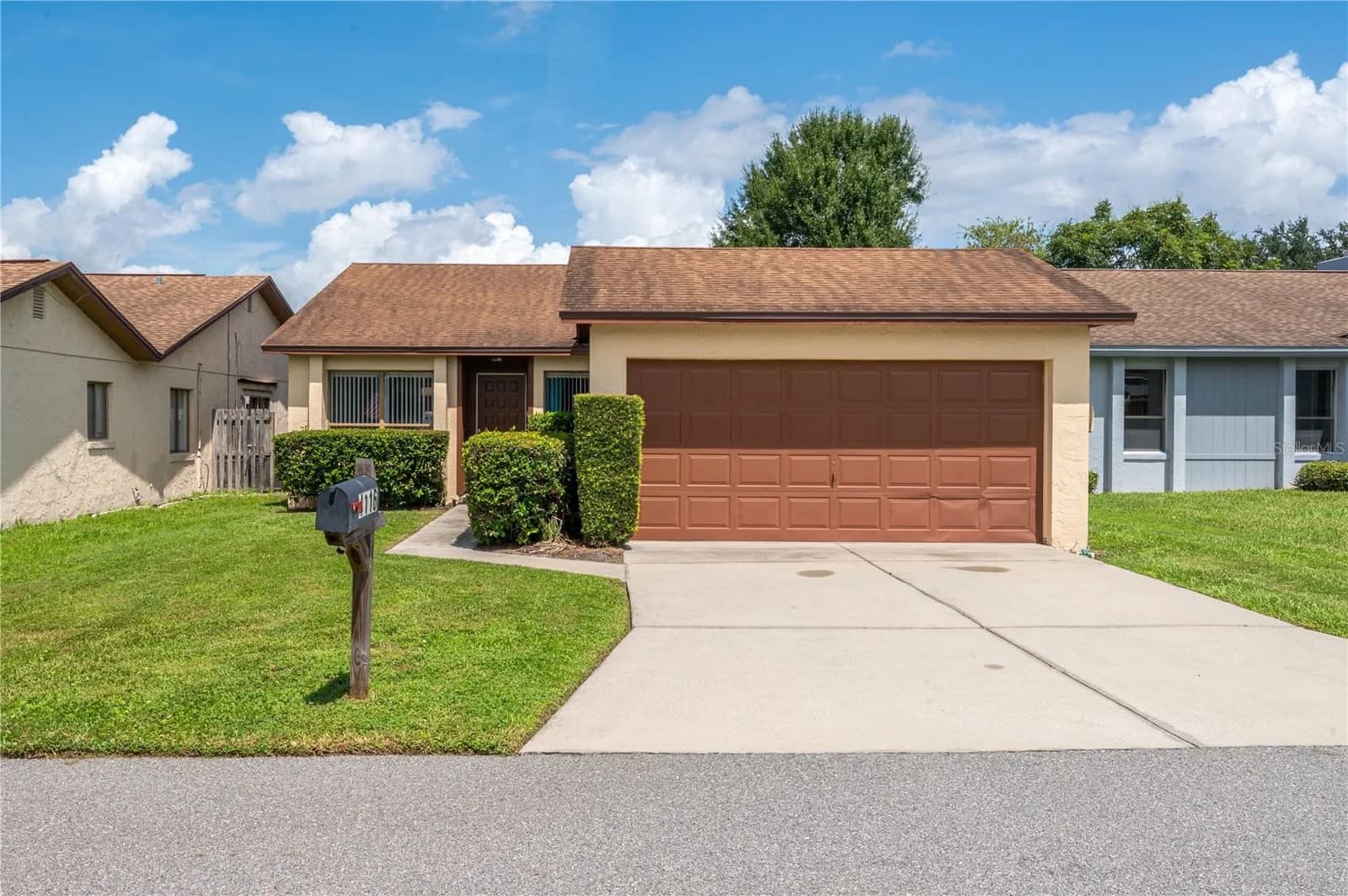 4116 FISHERMANS Landing