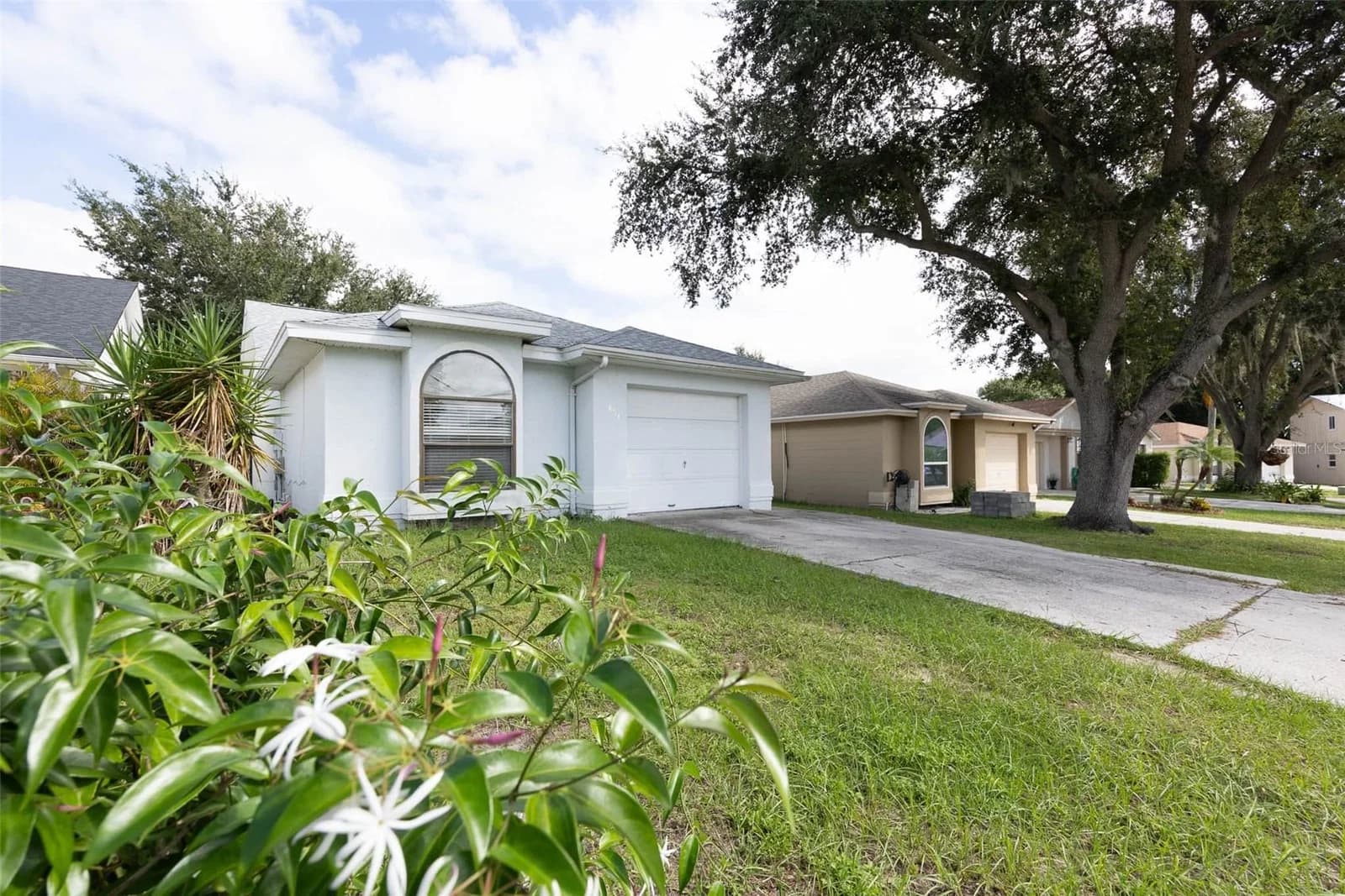 651 LAKE DEXTER Circle