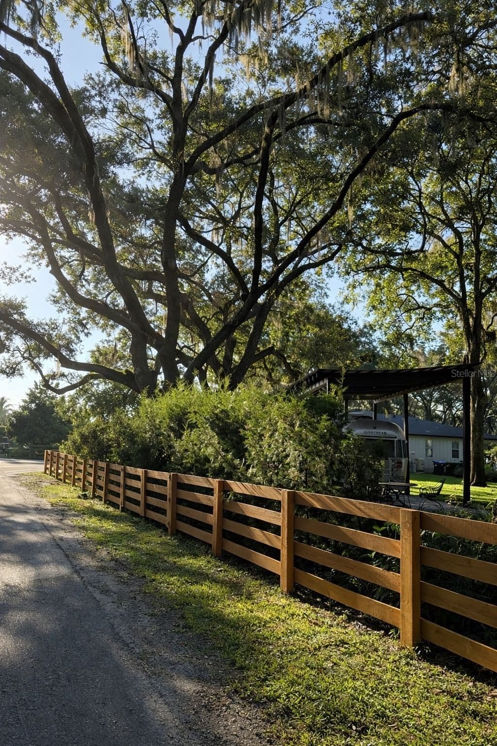 Photo 5 of 11102 SHADY OAK